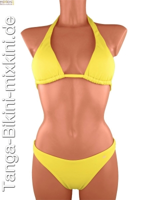 schönes gelbes Bikini-Set mit Neckholder und Bikini Slip